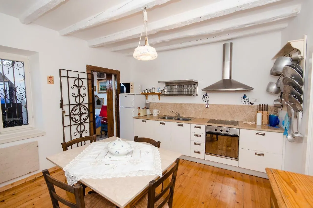 Casa Paola Daire Rovinj Hırvatistan